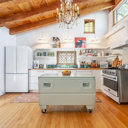 Heart Of Santa Fe - Adorable Hideaway - King And Queen - Walk To Everything - Fireplace - Ac Bagian luar foto